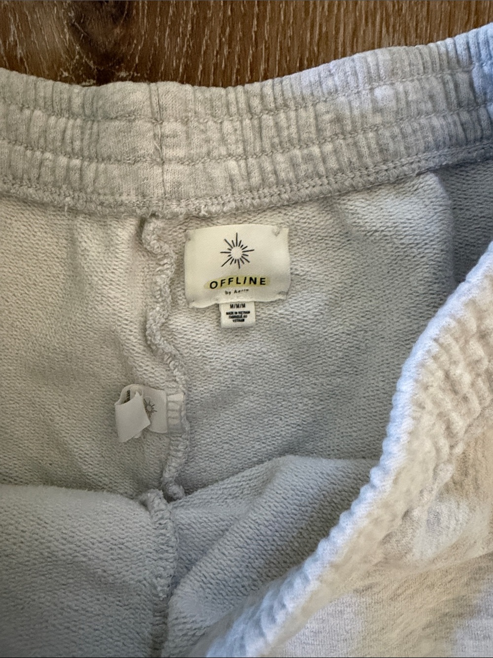 Offline Aerie | Women's Light Gray Athletic Terry Shorts with Contrast Trim | M - Picture 2 of 4
